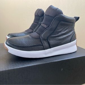 Sorel Womens Out N About Plus Mid Boot Black 8M